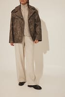 Go to image 6 of 6