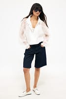 Go to image 1 of 3