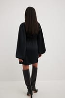 Go to image 2 of 4