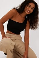 Go to image 1 of 4