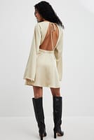 Go to image 1 of 4