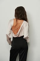 Go to image 1 of 4