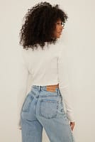 Go to image 2 of 4