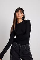 Go to image 1 of 4