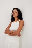 Go to image 1 of 4