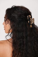 Go to image 2 of 5