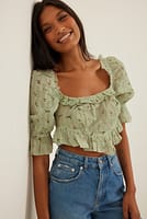 Go to image 1 of 4