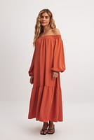 Go to image 1 of 4