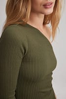 Go to image 4 of 5