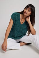 Go to image 1 of 4