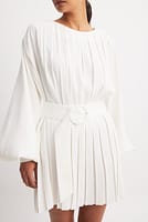 Go to image 3 of 6