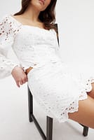 Go to image 5 of 7