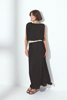 Go to image 4 of 7