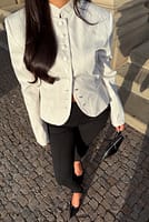 Gehe zu Bild 1 von 9