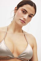 Go to image 2 of 7