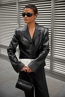 Go to image 1 of 7