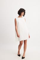 Go to image 1 of 4