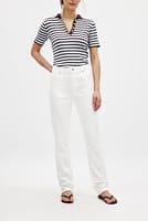 Go to image 4 of 7