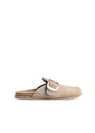 Go to image 1 of 4