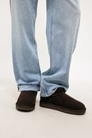 Go to image 1 of 4