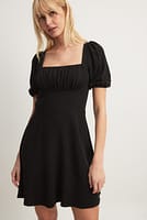 Go to image 1 of 4