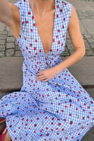 Go to image 1 of 7