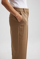 Go to image 4 of 7