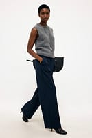 Go to image 1 of 3
