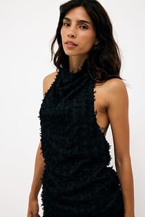 Strukturiertes längeres Neckholder-Top