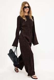 Pantalon structuré à taille mi-haute