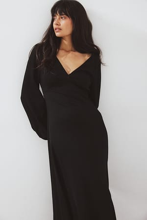 Black Balloon Sleeve Open Back Maxi Dress