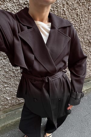 Brown Geknoopte Korte Trenchcoat
