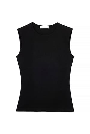 Image 4 of 6