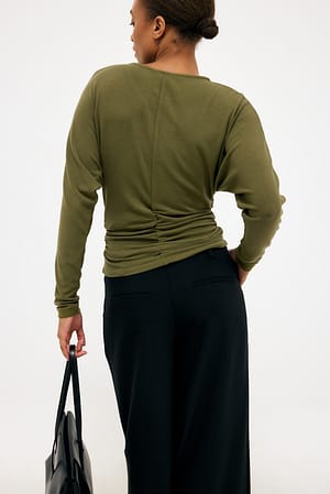 Image 2 of 6