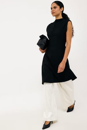 Image 3 of 6