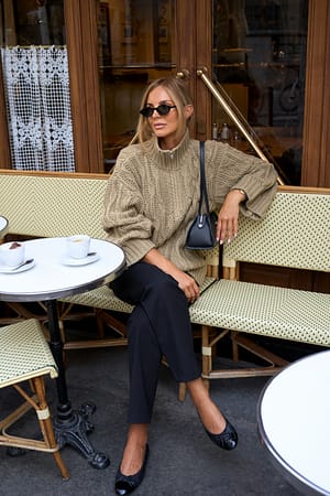 Taupe Pull en maille torsadée avec zip en mélange de laine