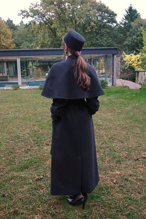 Image 2 of 8