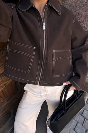 Brown Jacke aus Kunst-Wildleder mit Kontrastnaht