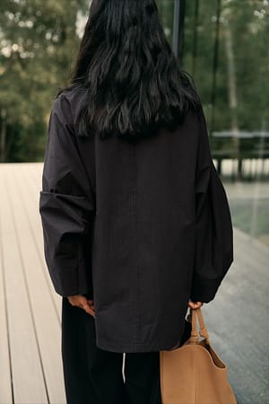 Image 2 of 7