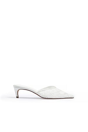 Offwhite Mules en crochet