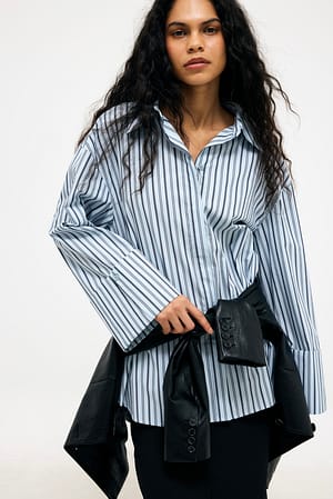 Blue Stripe Oversized Bomullsskjorta