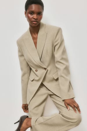 Beige Tætsiddende dobbeltradet blazer