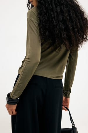 Image 2 of 6