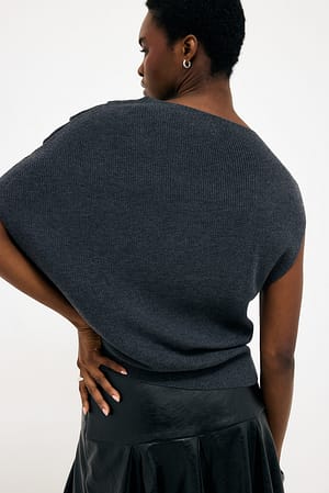 Image 2 of 3