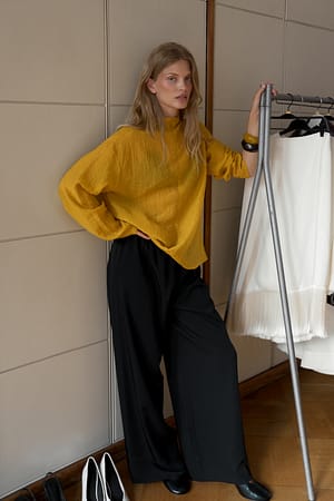 Navy Elastic Waist Mid Rise Fluid Pants