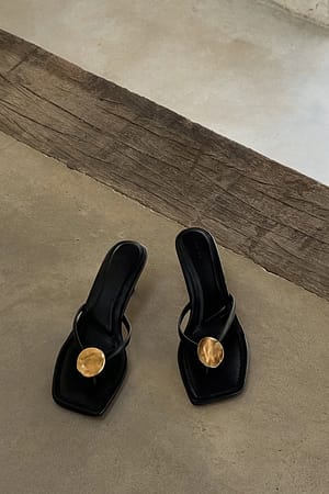 kd sandals
