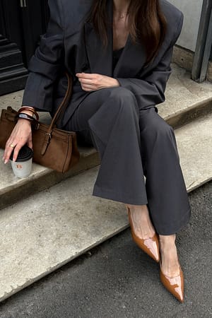 Caramel Slingback pumps