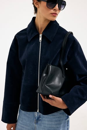 Navy Jacke aus Kunstwildleder mit Reißverschluss