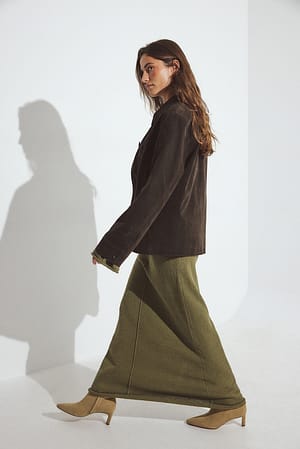Image 2 of 6