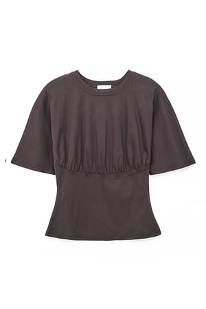 Brown T-shirt à taille ajustée